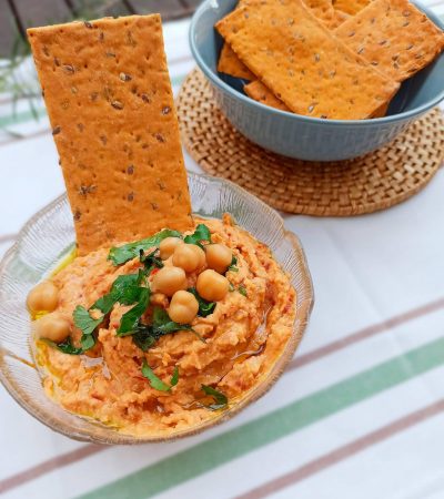 Carrot Vegetable Cracker With Hummus